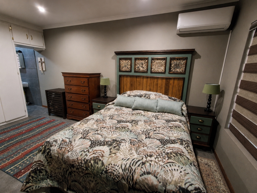 3 Bedroom Property for Sale in Protea Park North West